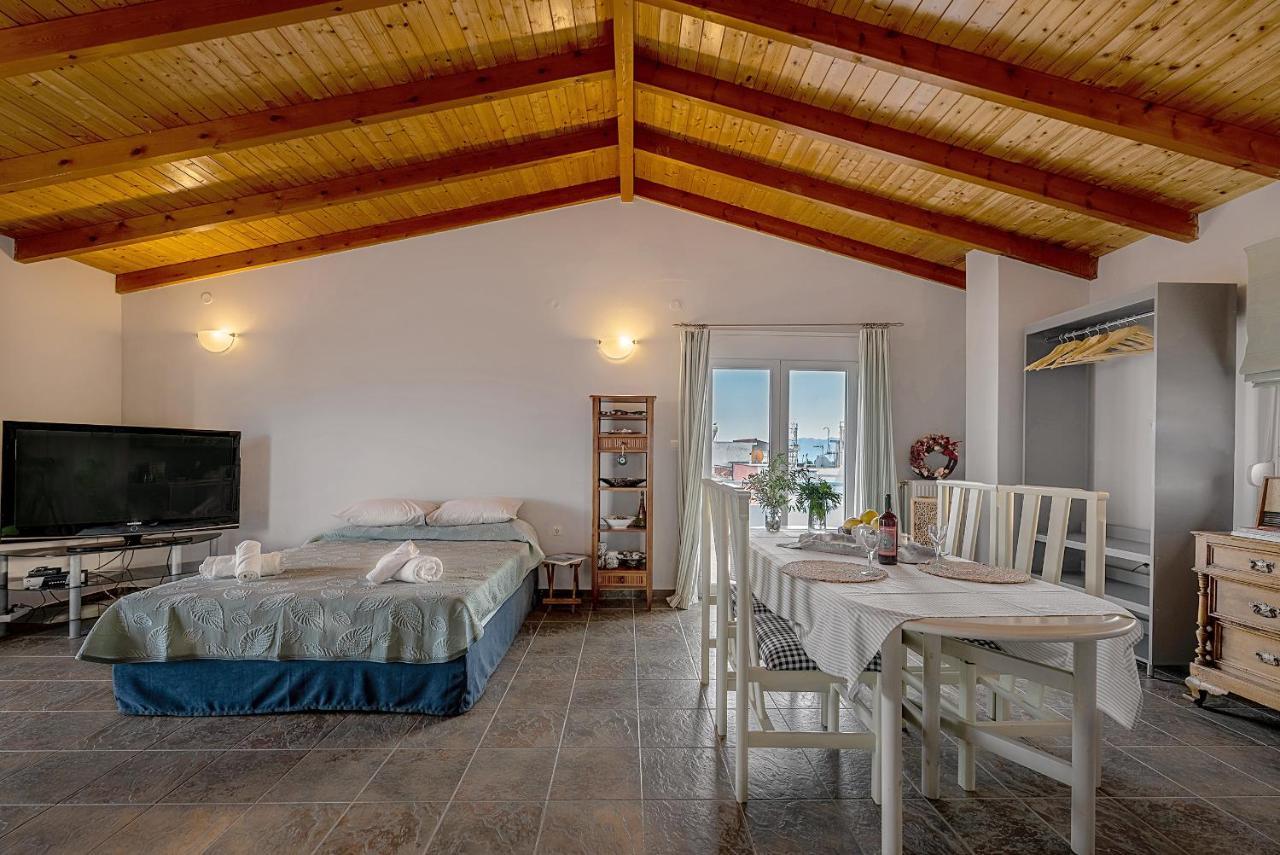 Apostolos Loft - Cozy Loft In The Center Of Preveza Ngoại thất bức ảnh
